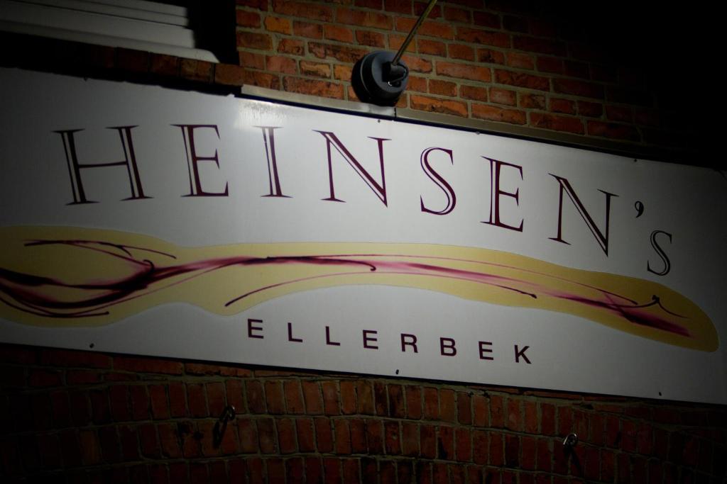 Heinsens Ellerbek Bed & Breakfast Eksteriør bilde