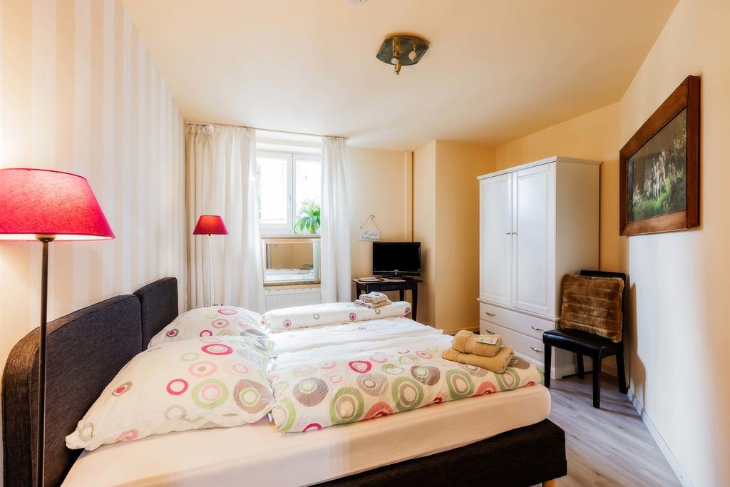 Heinsens Ellerbek Bed & Breakfast Eksteriør bilde