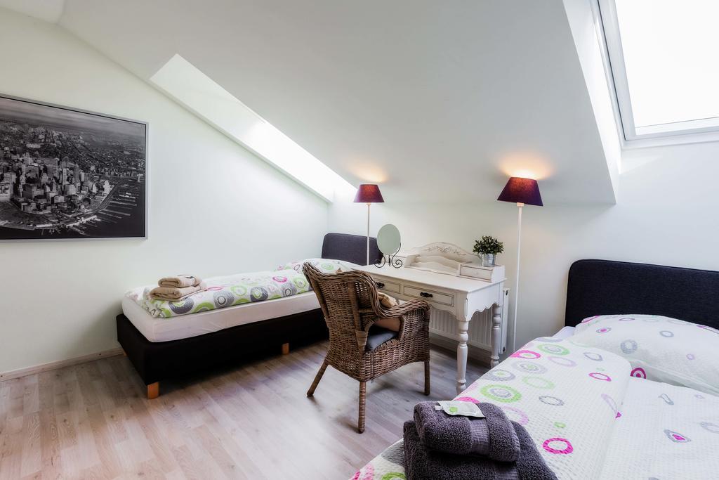 Heinsens Ellerbek Bed & Breakfast Eksteriør bilde